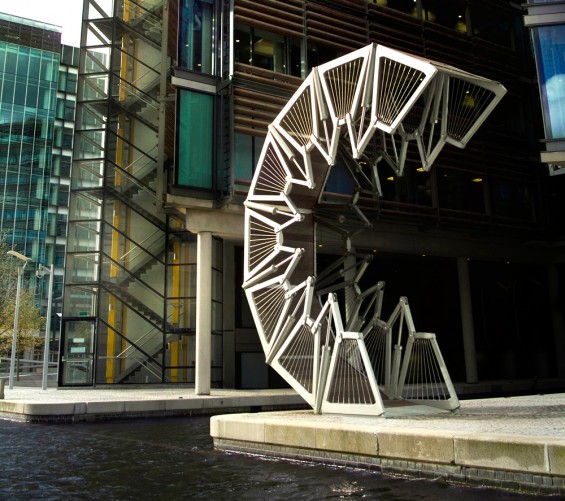 rolling_bridge-565x501