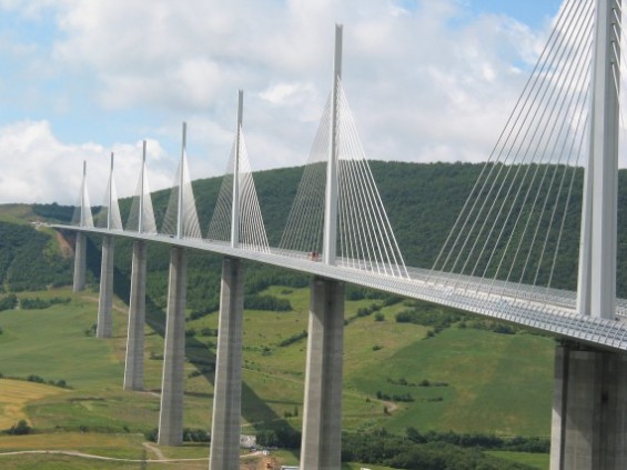 millau_viaduct_01-565x423